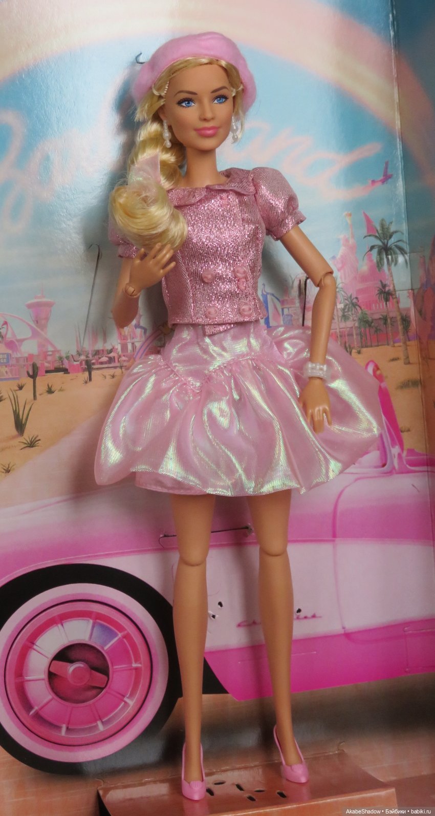 Портретка Марго Робби без улыбки (распаковка) (фото 7)