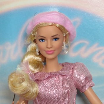 Портретка Марго Робби без улыбки (распаковка)