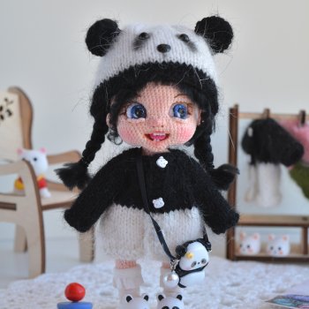 Малышка собирается на Бал