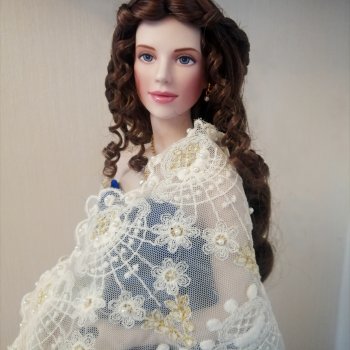 Дама в синем