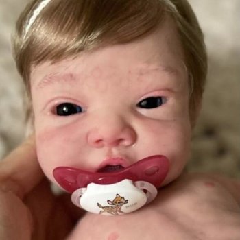 Подскажите пожалуйста что это за кукла  ?