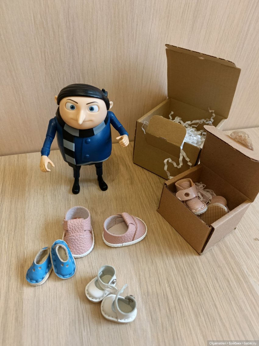 Грю знает толк в девочках (фото 3)