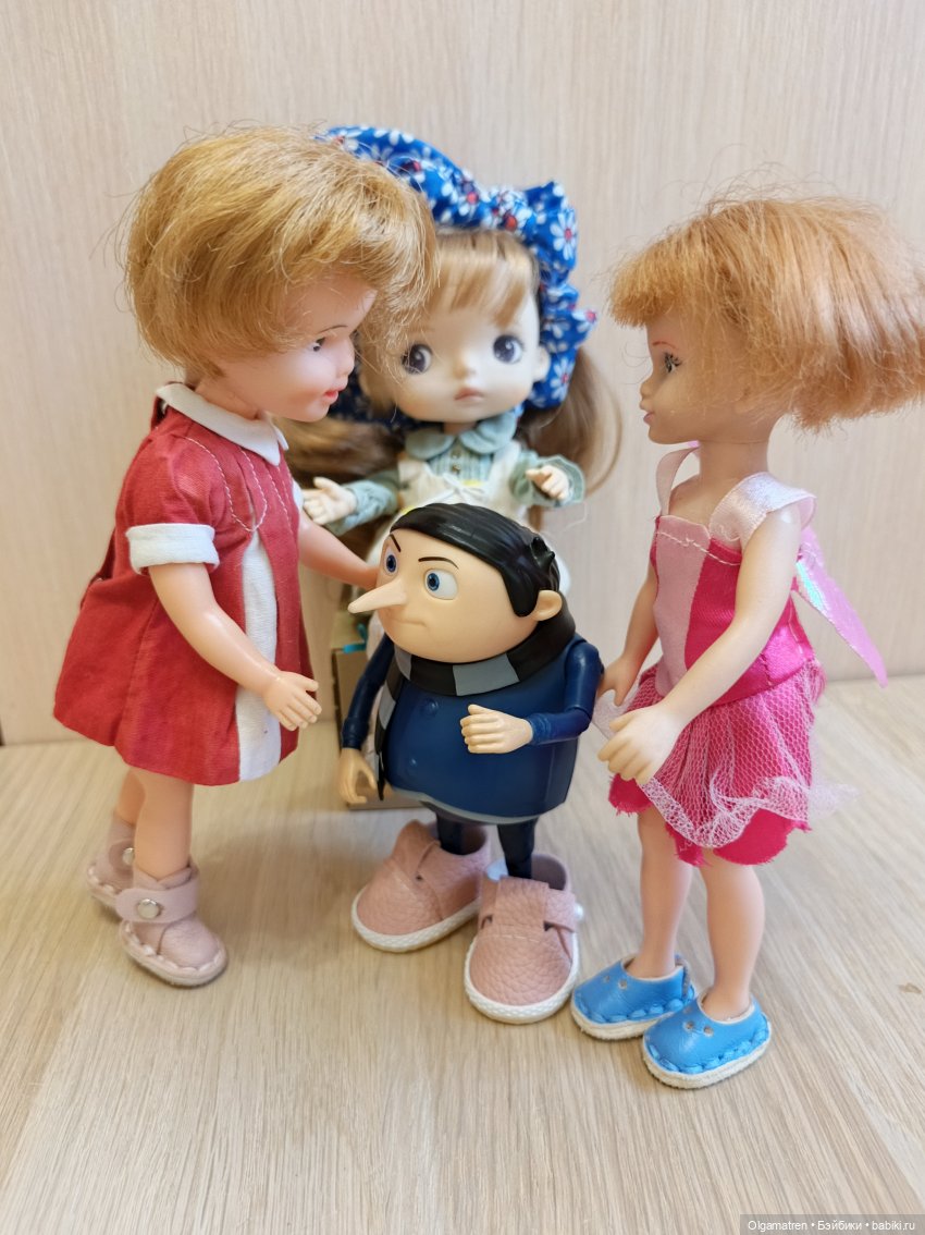 Грю знает толк в девочках (фото 5)