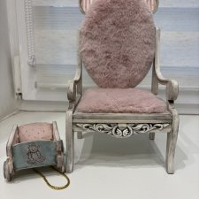 Кресло и тележка