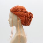 Пучок с красивым плетением на ОГ 11.7