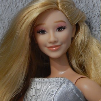 А вот и Эсме