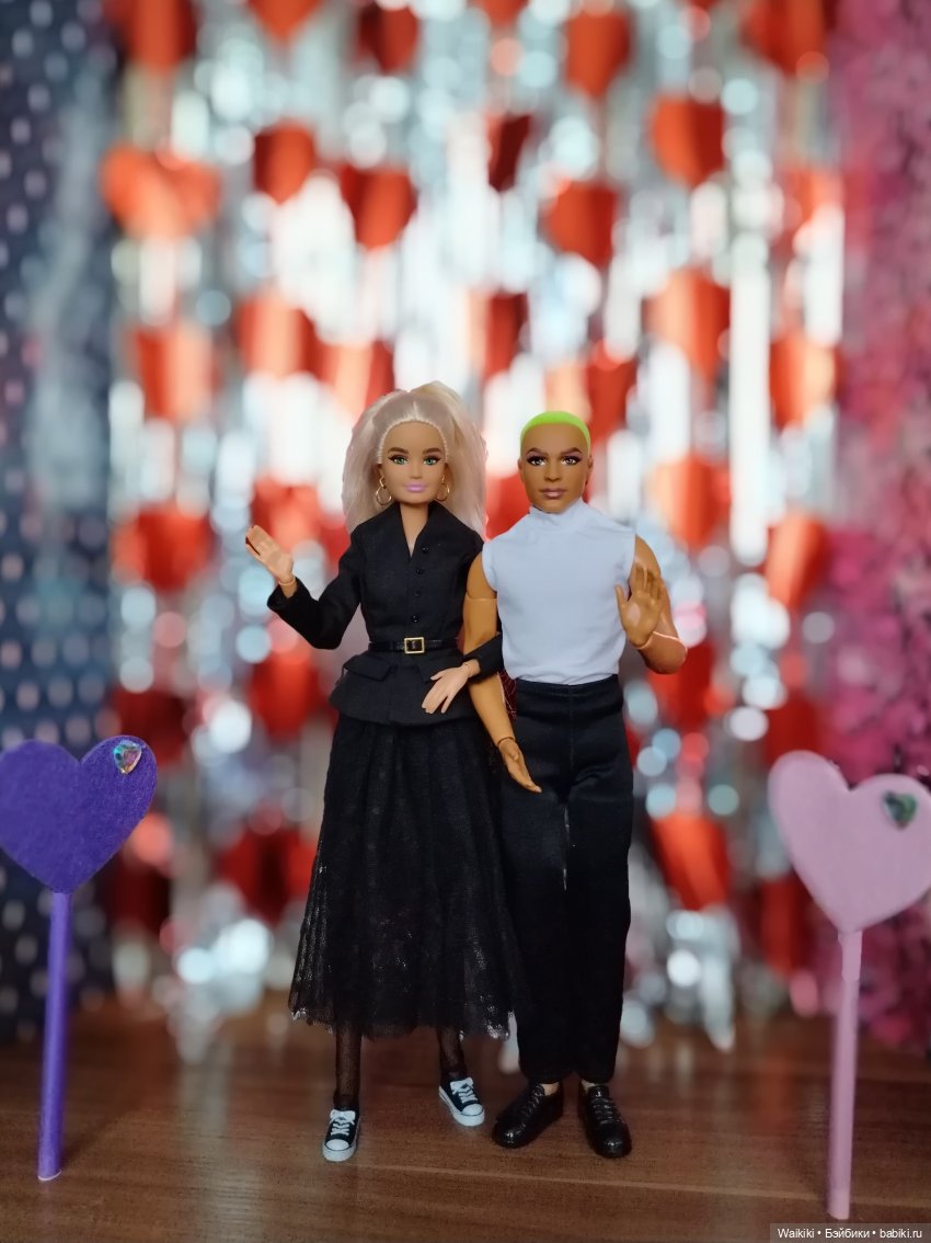 Любовь с первого взгляда — Куклы Barbie (Барби): Looks (фото 2)