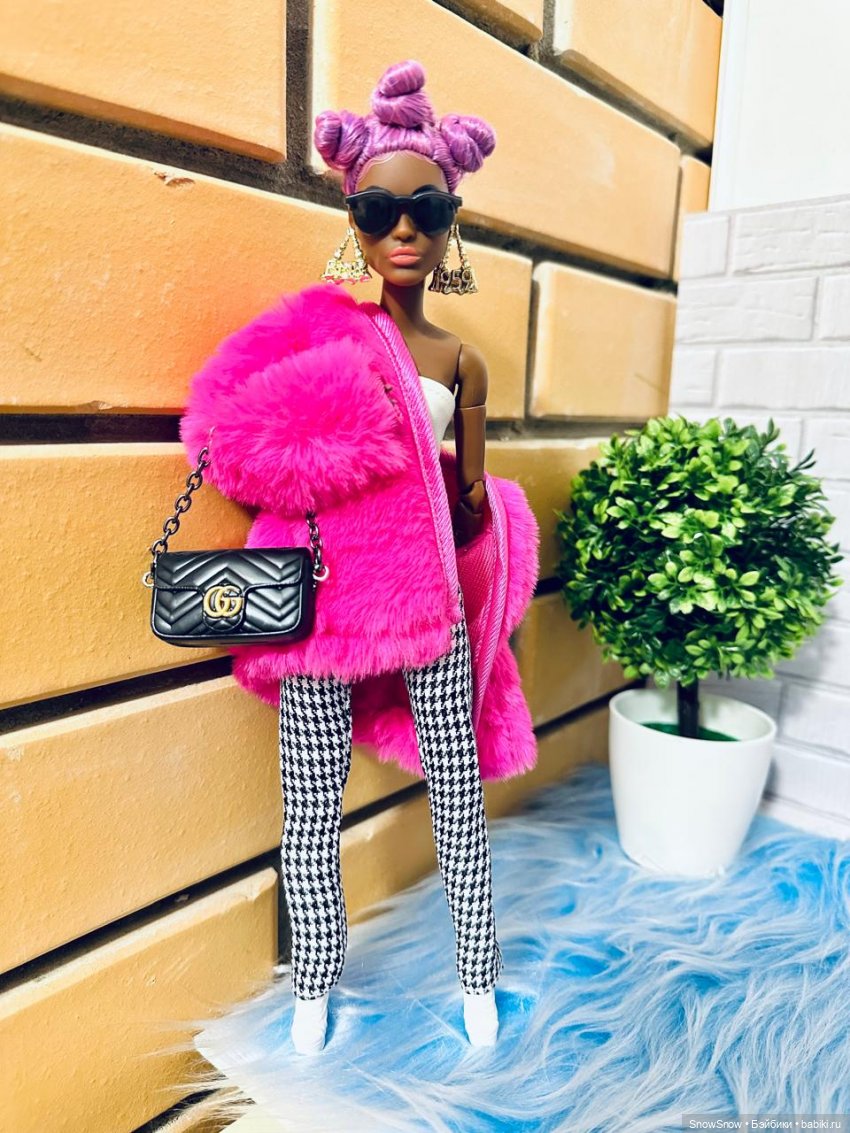 Из девчонки с гульками в роковую красотку