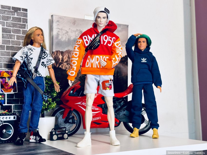 Трио новеньких парней — Куклы Barbie (Барби): Looks (фото 8)