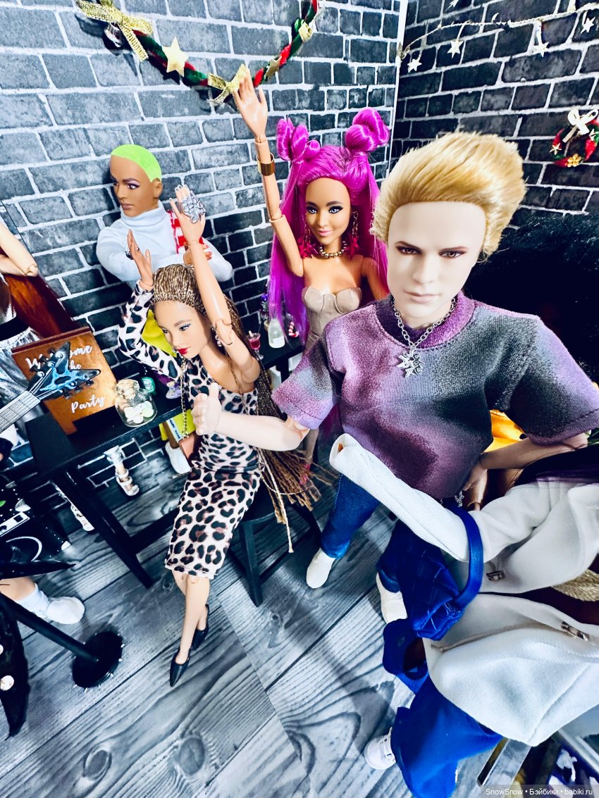 Предновогодний корпоратив и выступление звезд в новом баре 🎇🎄🎸