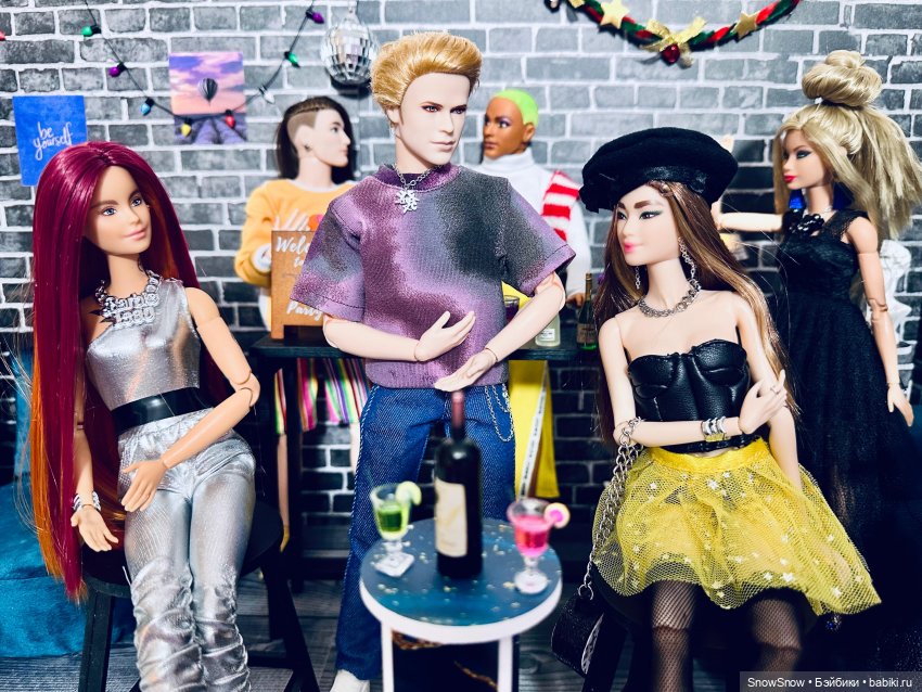 Предновогодний корпоратив и выступление звезд в новом баре 🎇🎄🎸