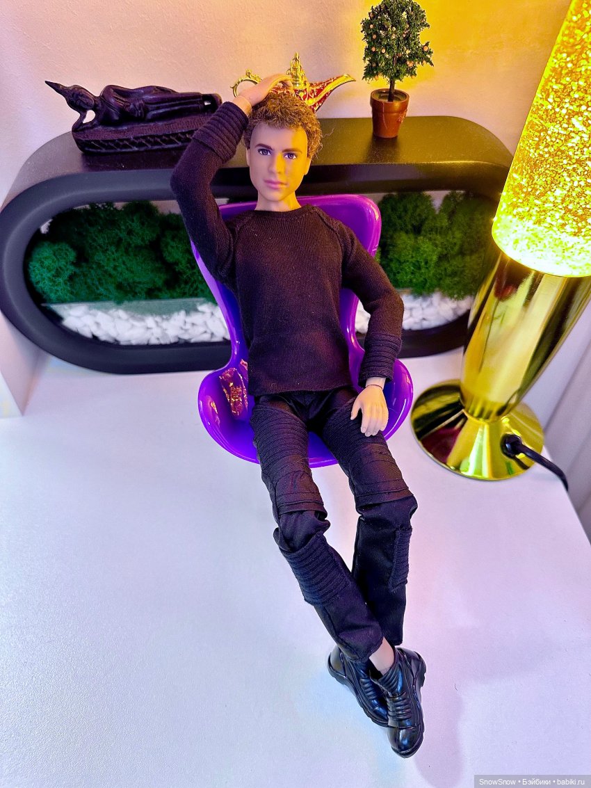 И снова трио новеньких парней 😎