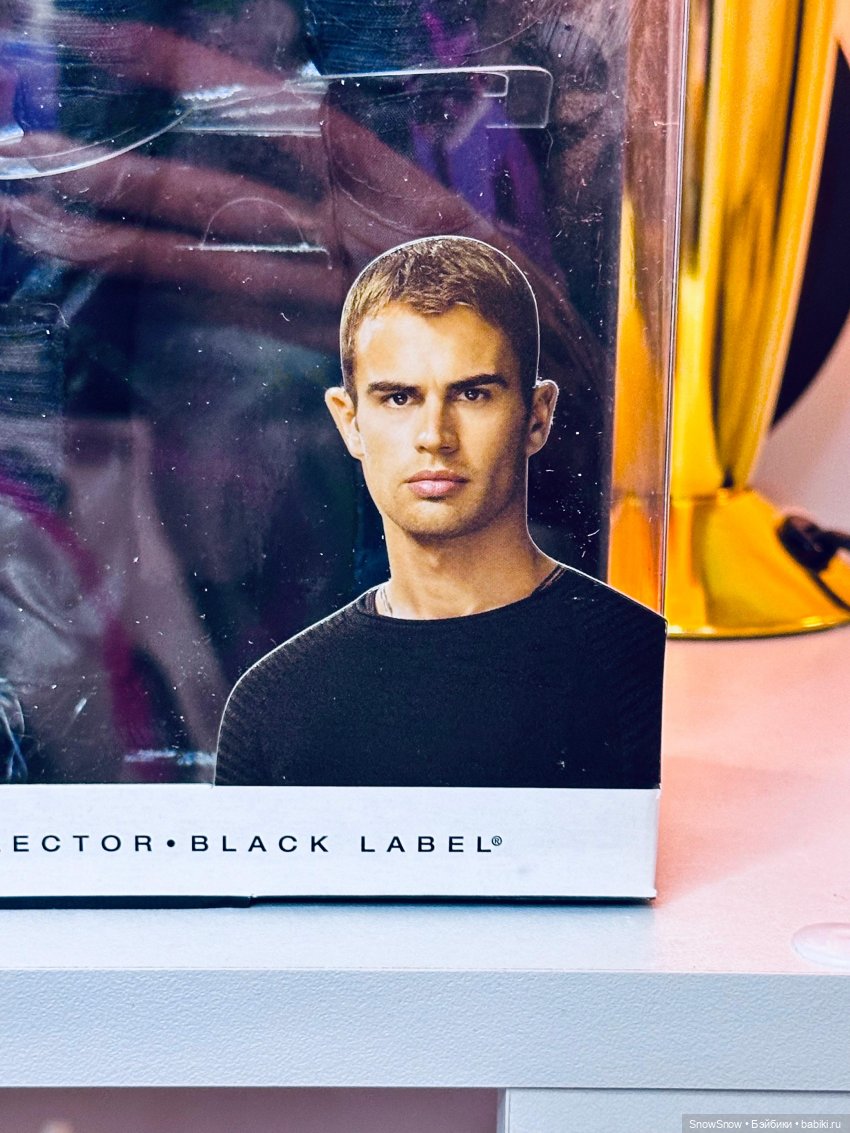 И снова трио новеньких парней 😎