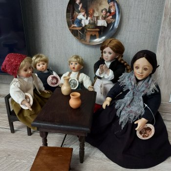 Композиция "Застольная молитва" по мотивам картины  Франца фон Дефреггера 1874г.