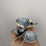 Игрушка подвеска кит