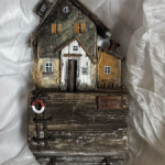 Ключница настенная из дерева