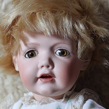 Моя реплика Хильды.