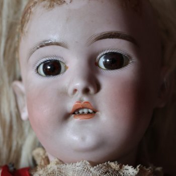 Чудесная девочка от Simon&Halbig. В процессе лечения.