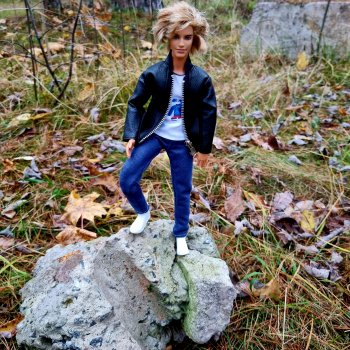 У нас новенький