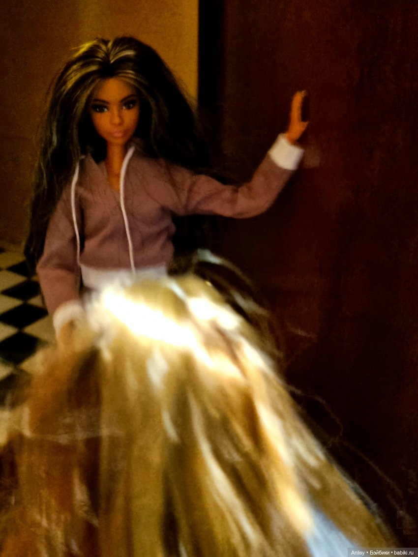 "Халатная" вечеринка или Помогите успокоить Марго