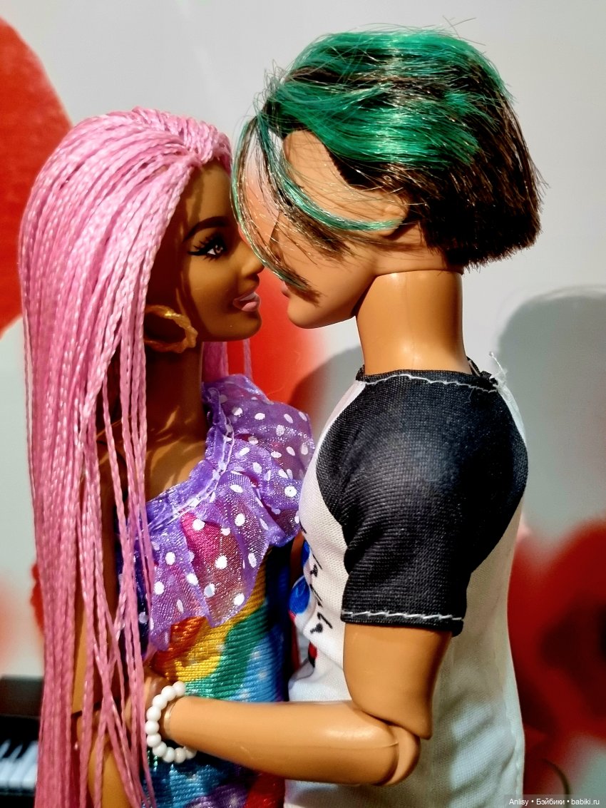 Скользкая тема — Куклы Mattel (Маттел): Barbie (фото 2)