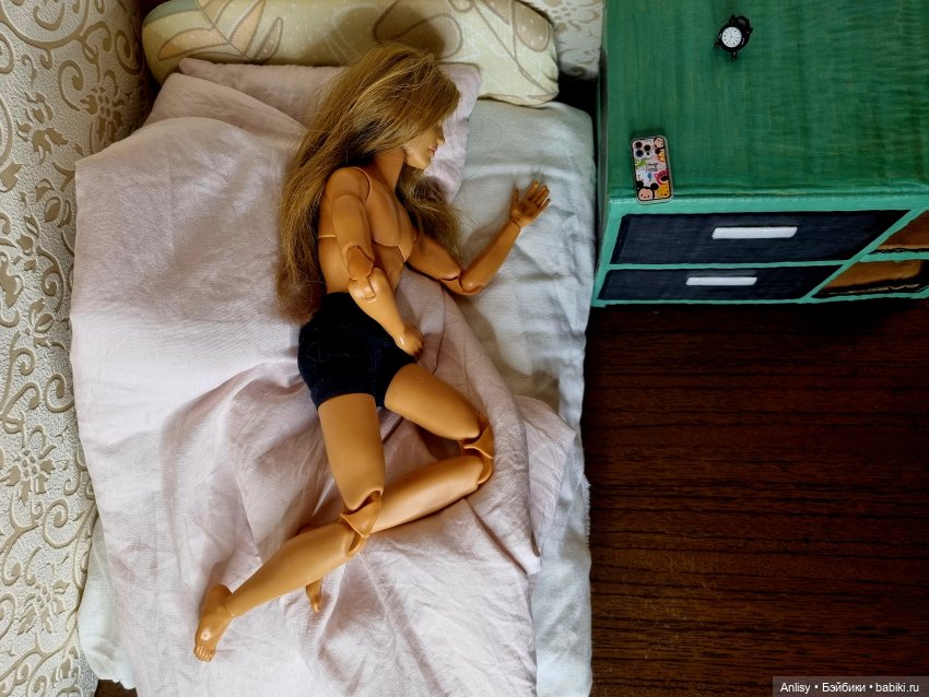 Дэн. Кровать. Гитара — Куклы Mattel (Маттел) разное: Enchantimals (фото 7)