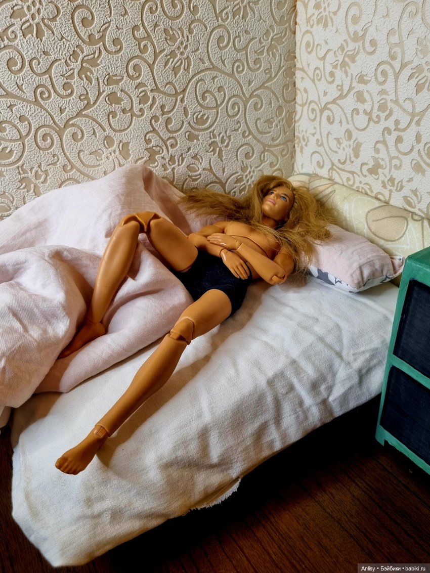 Дэн. Кровать. Гитара — Куклы Mattel (Маттел) разное: Enchantimals (фото 3)