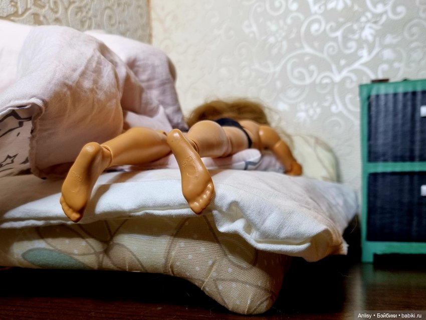 Дэн. Кровать. Гитара — Куклы Mattel (Маттел) разное: Enchantimals (фото 8)