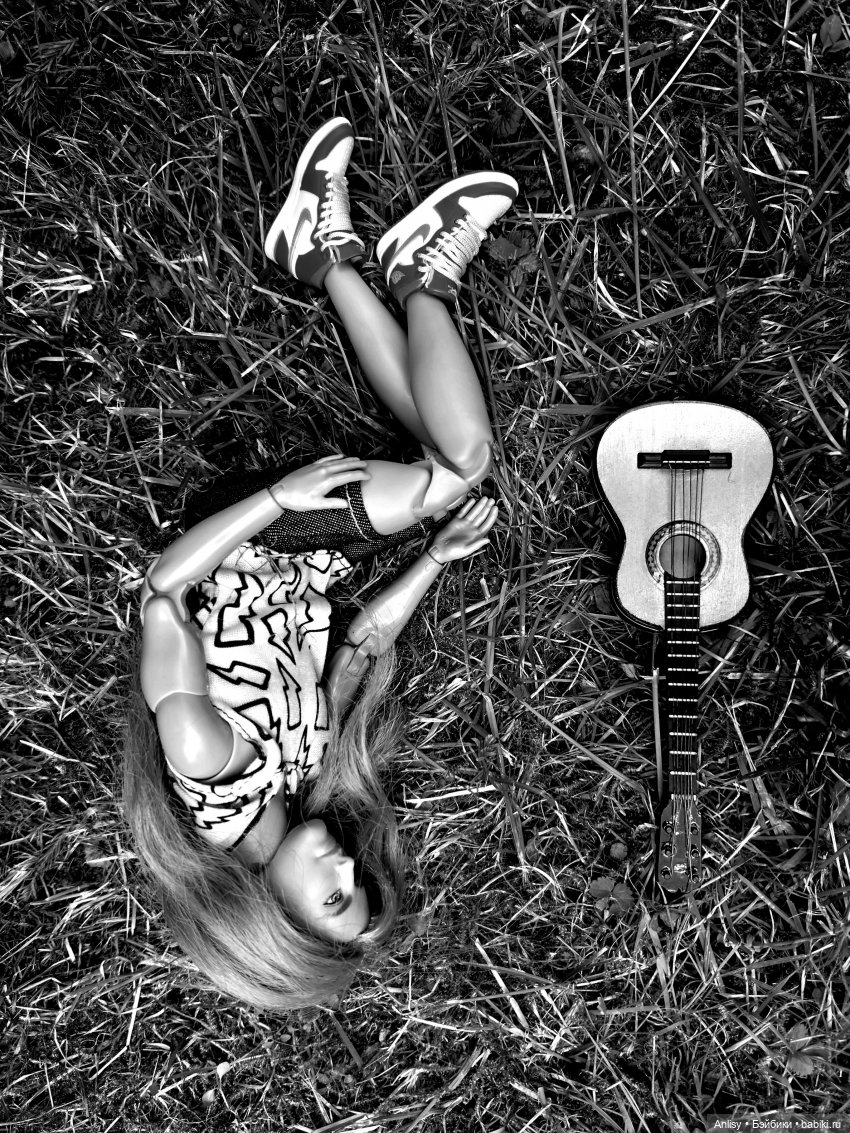 Дэн-гитарист — Куклы Barbie (Барби): Looks (фото 7)