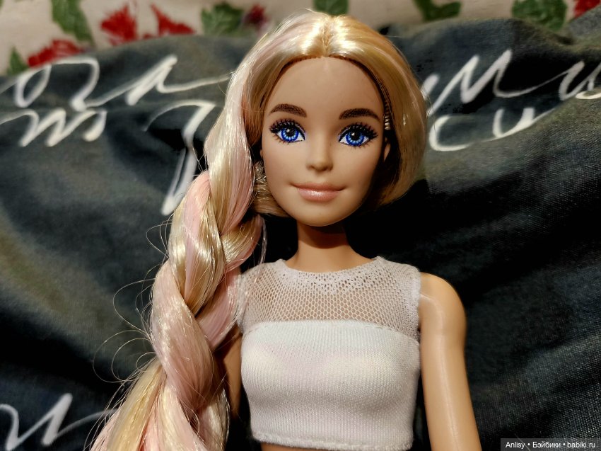 Разбор полётов — Куклы Barbie (Барби): Looks