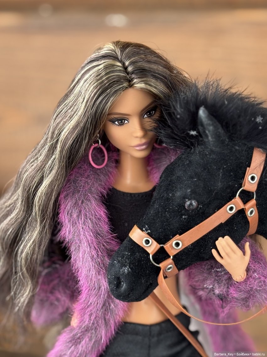 Лина на конной прогулке — Куклы Barbie (Барби): Looks
