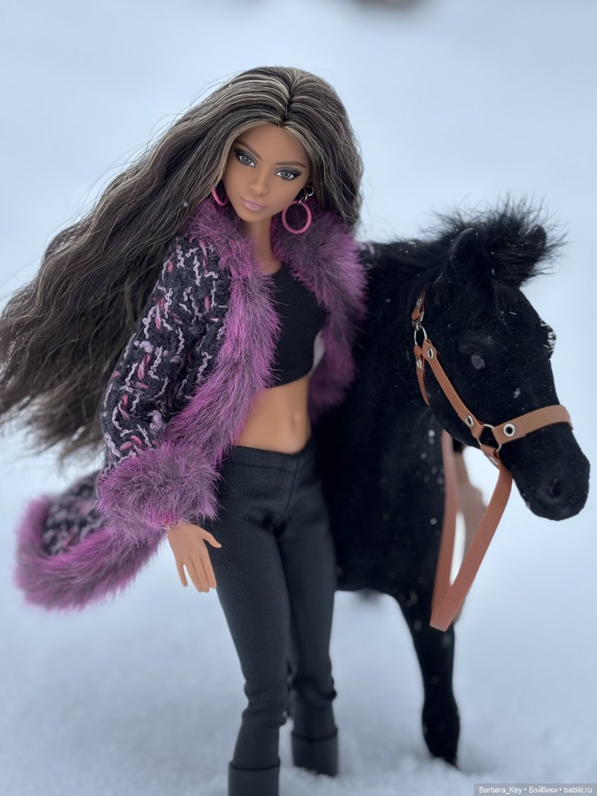 Лина на конной прогулке — Куклы Barbie (Барби): Looks
