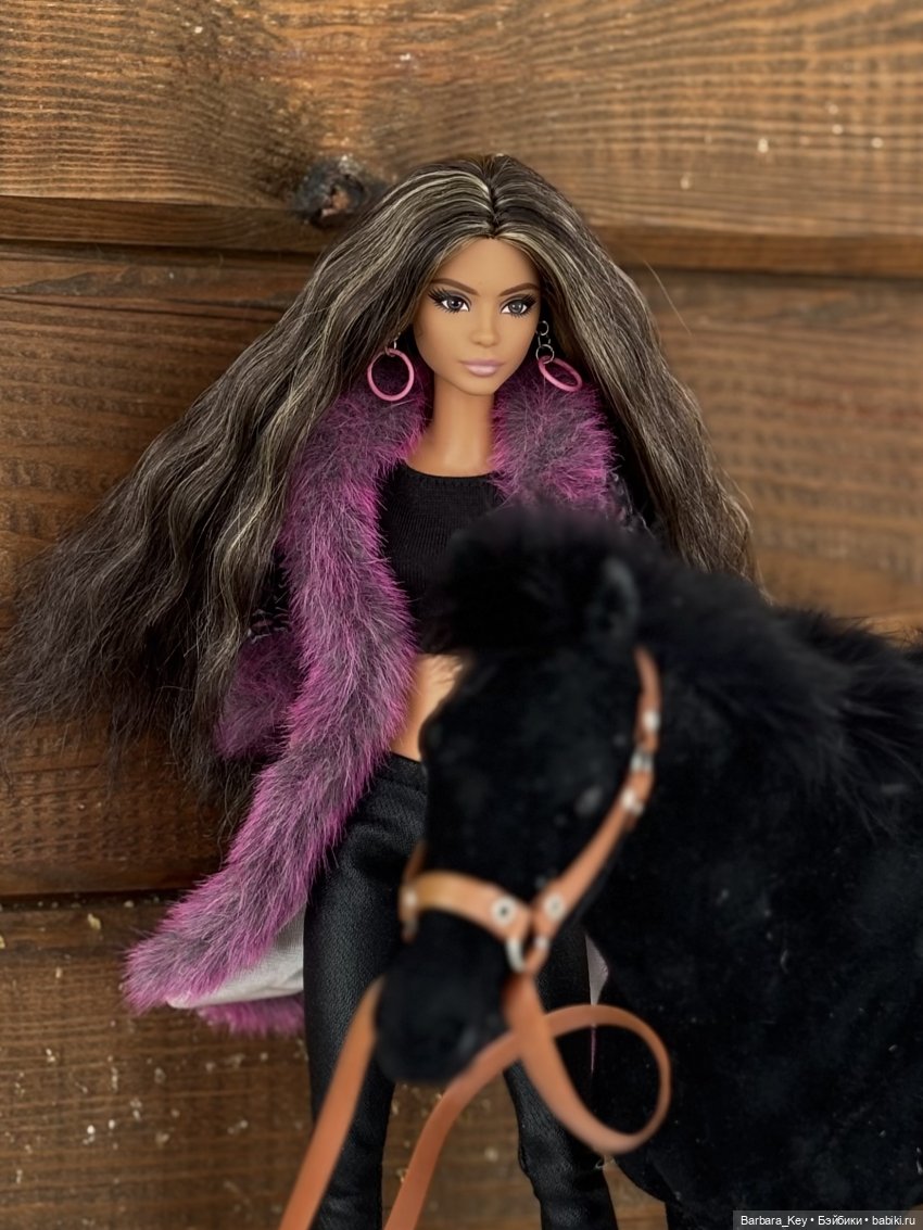 Лина на конной прогулке — Куклы Barbie (Барби): Looks (фото 4)