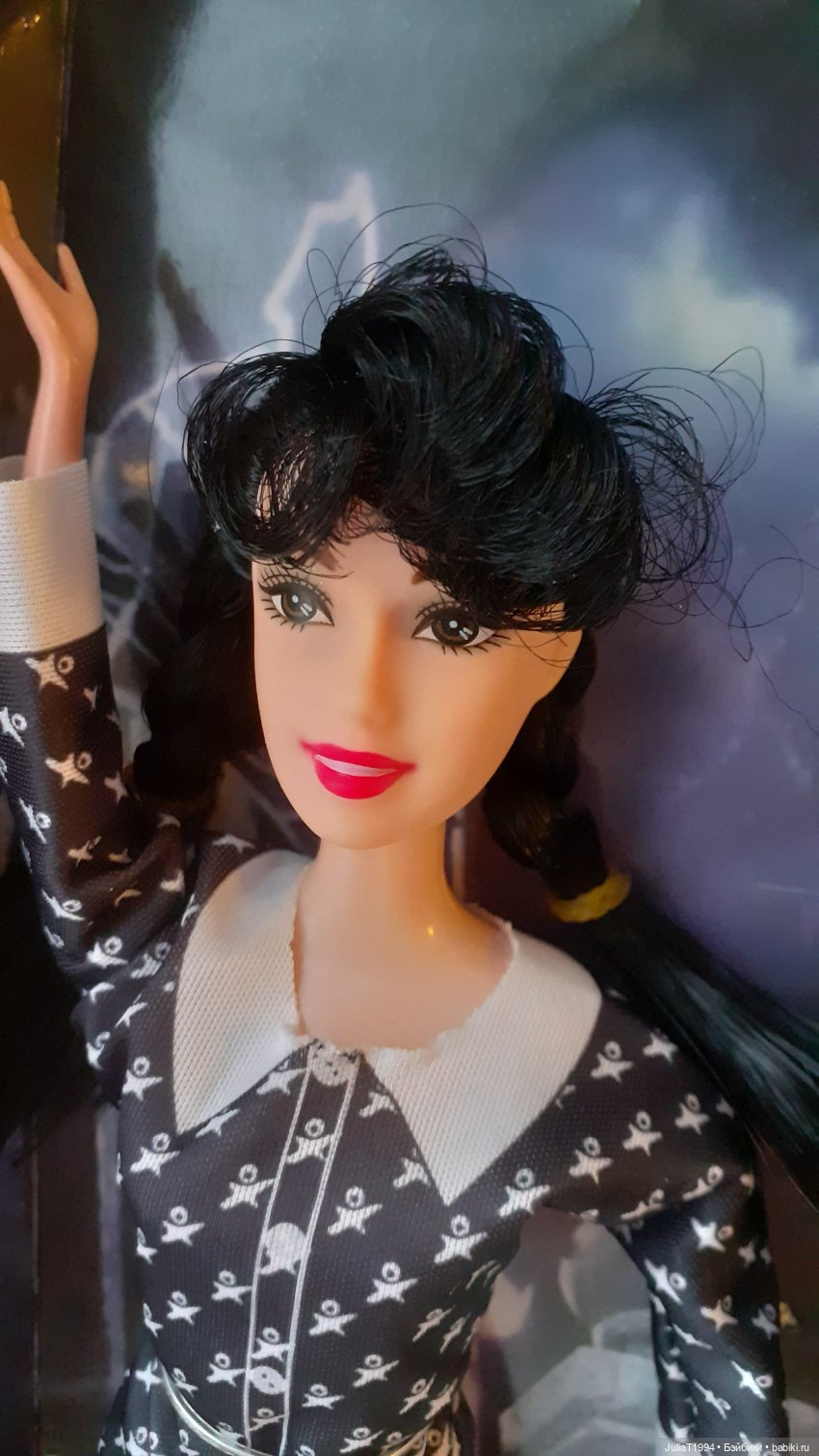 Лицо Уэнздей Лицо Уэнздей