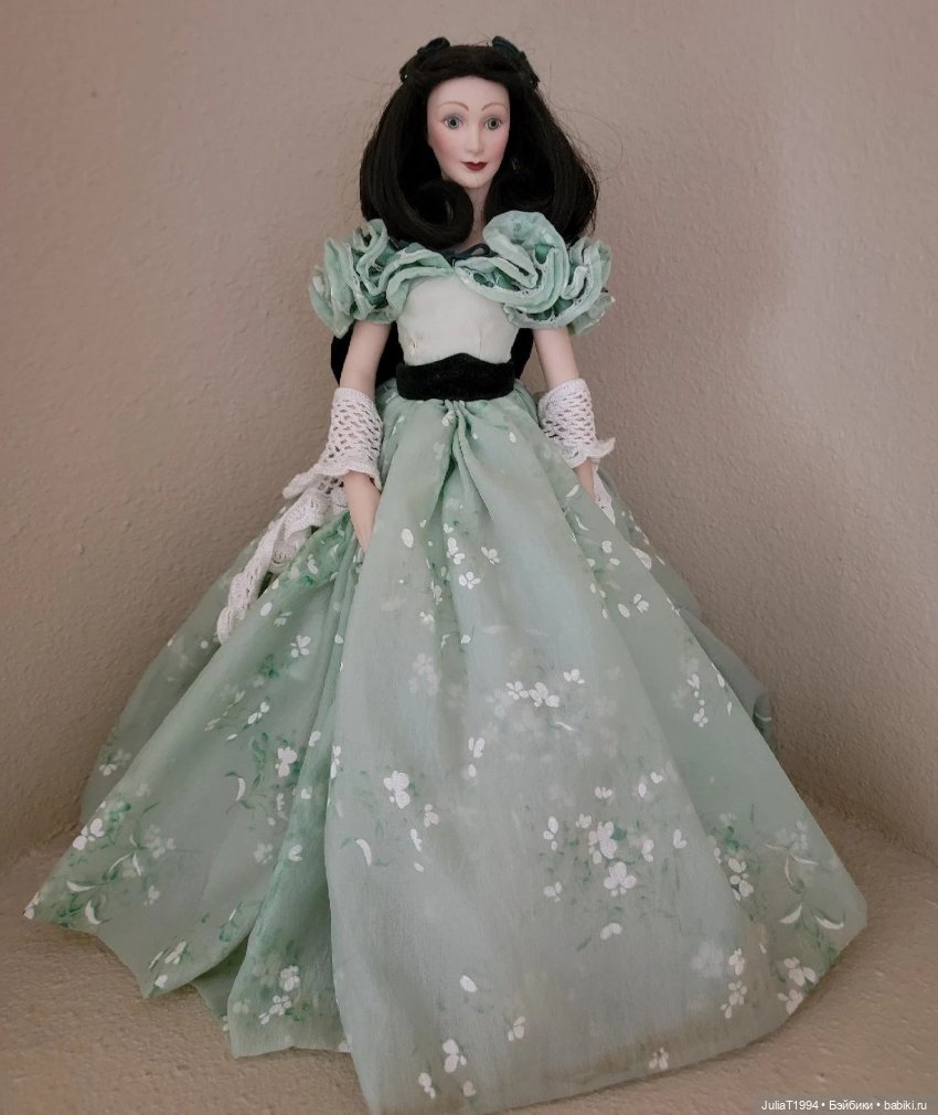 Кукла Вивьен Ли в образе Скарлетт О'Хара от Franklin Mint Heirloom Dolls (фото 4)
