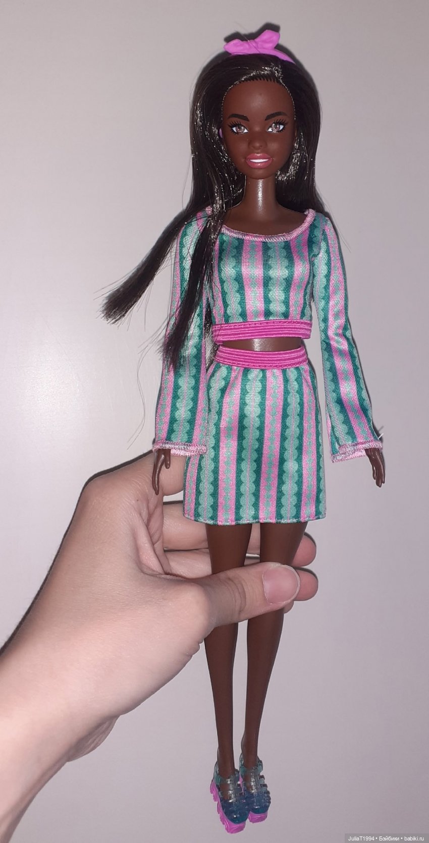 Тесса в духе 1960-х годов. Обзор нового фэшн-пэка от Mattel (фото 4)