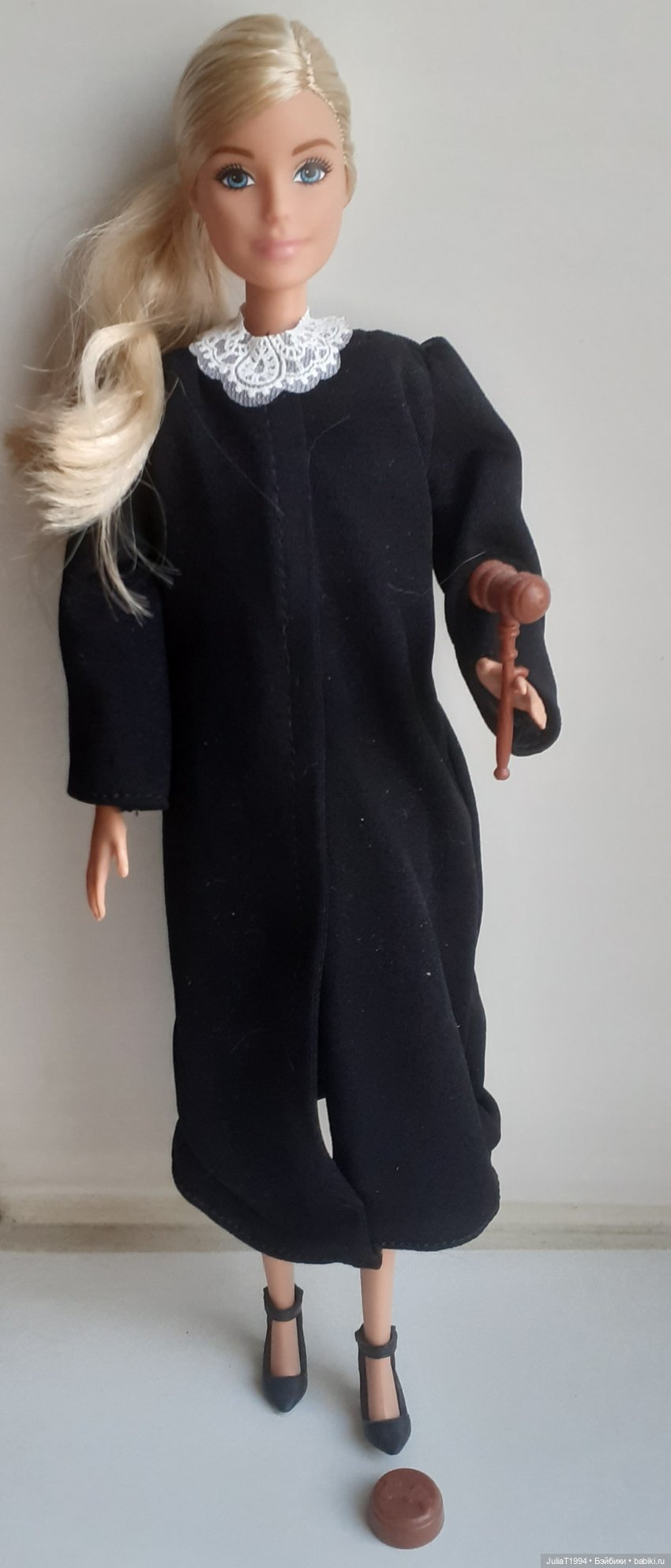 Барби-судья