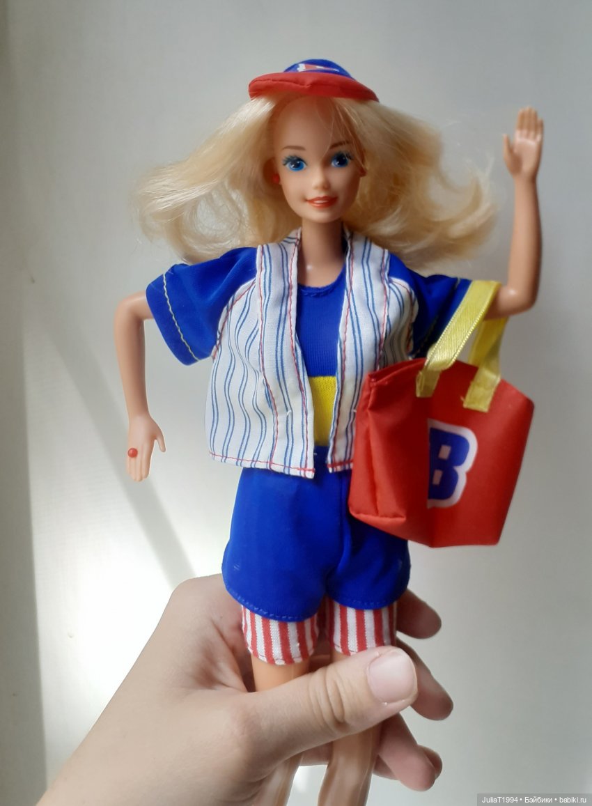 Распаковка Барби-бейсболистки Barbie Baseball (1992) (фото 3)
