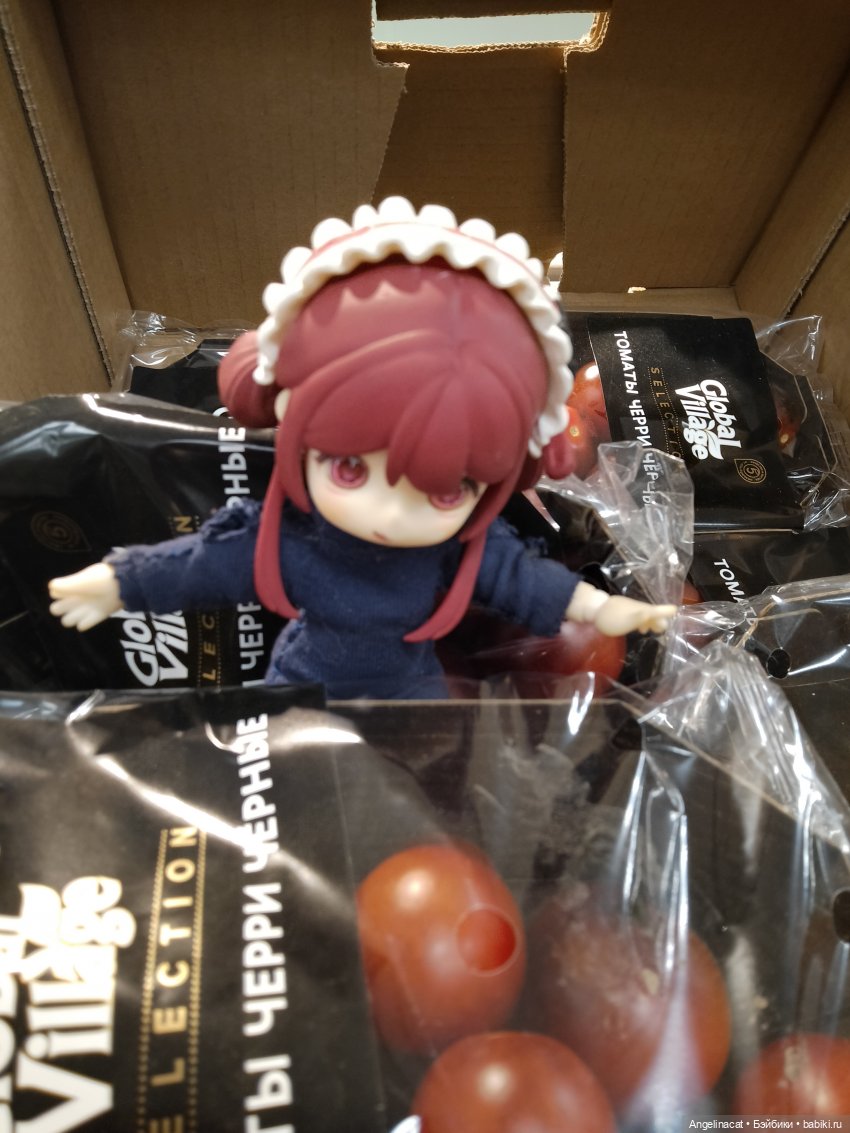 Поход за вкусняшками — Куклы Simontoys и Come4Free (Blind Box): Teennar (фото 3)