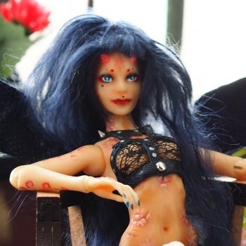 Новая кукла и подготовка к выставке