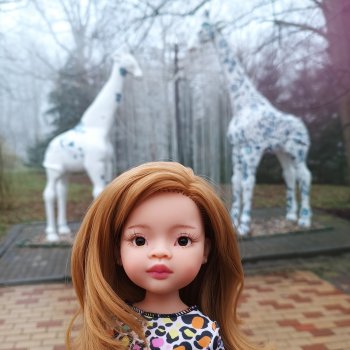 Кристина в утреннем лесу