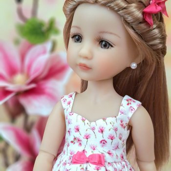 Вероника меняет образ