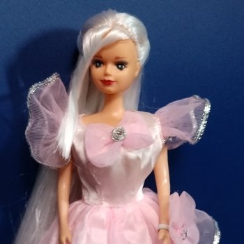 Кукла Сэнди. Замена ног на ноги от Барби и ремонт шейного шарнира.