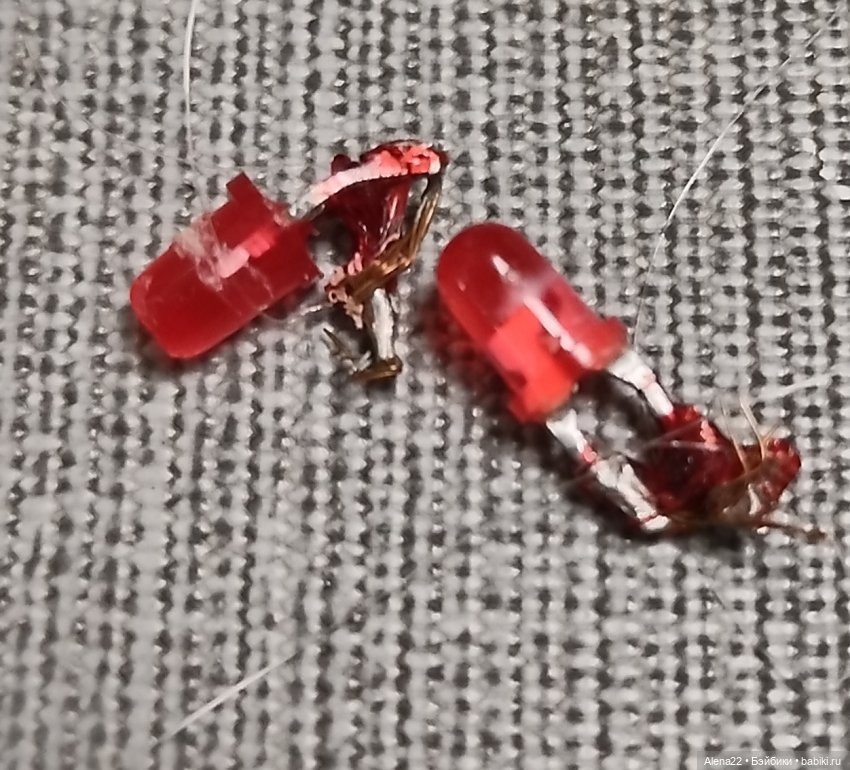 Светящиеся сережки куклы Джем Хасбро Светящиеся сережки куклы Джем Хасбро