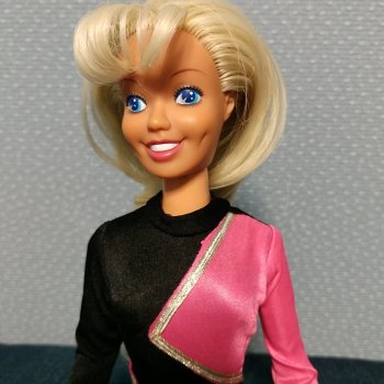 Большая "Барби" Laiko 1993г - ремонт бедренных шарниров и перепрошивка