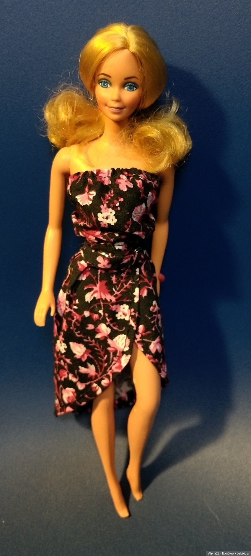 Barbie sun gold malibu