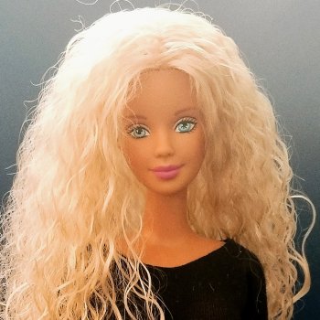 Барби Макки Butterfly Art меняет старое гофре на новые овечьи кудряшки