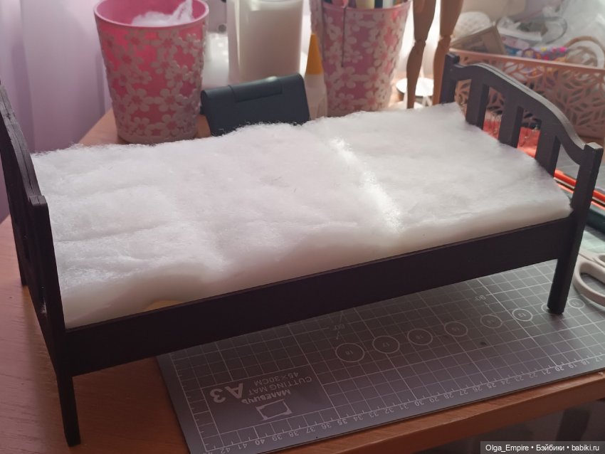 Кровать 19 века в масштабе 1:6 (фото 7)