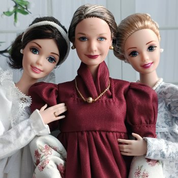 Ксения, Мари и тётушка