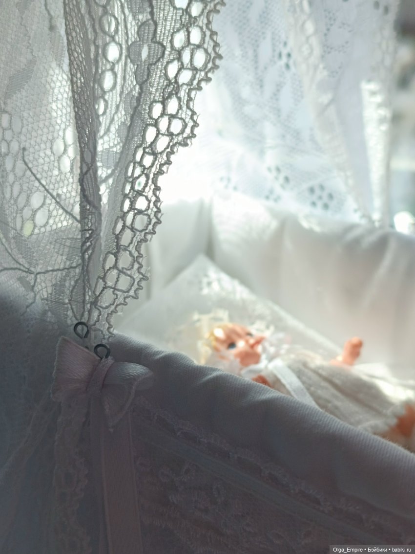 Детская кроватка 19 века — Мебель для кукол и домиков: фото (фото 10)